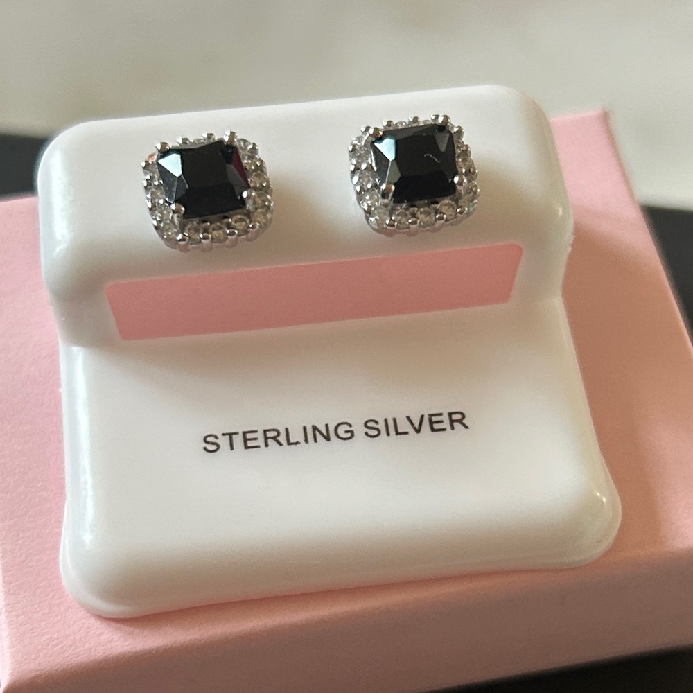 Black Onyx‎ square halo stud Earrings